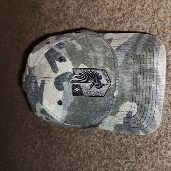 New Era 9Twenty MLS Minnesota United FC Camo Strapback Hat Rare - Picture 2 of 11